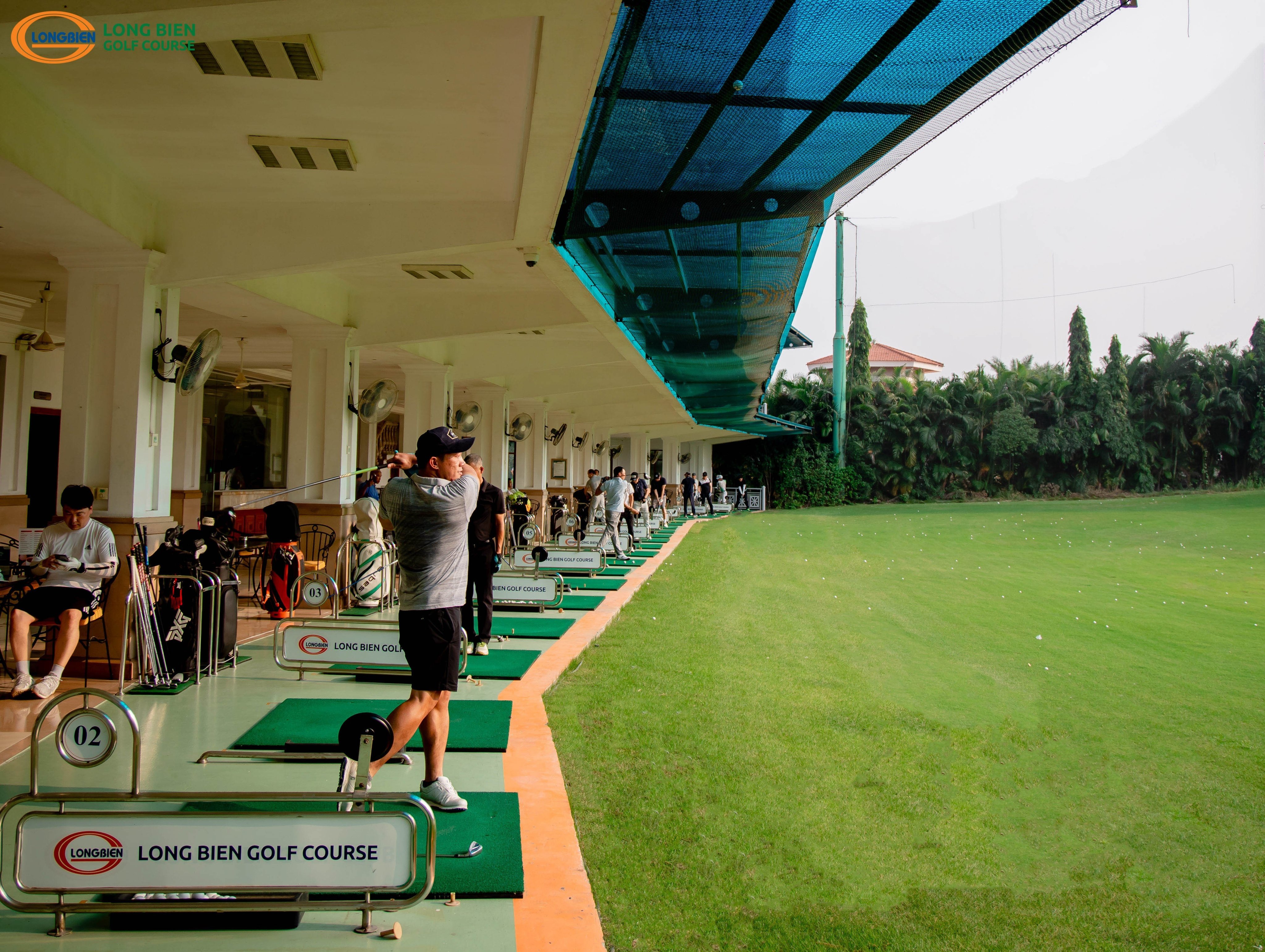  SÂN GOLF LONG BIÊN - ƯU ĐÃI SÂN TẬP KHUNG GIỜ SÁNG SỚM